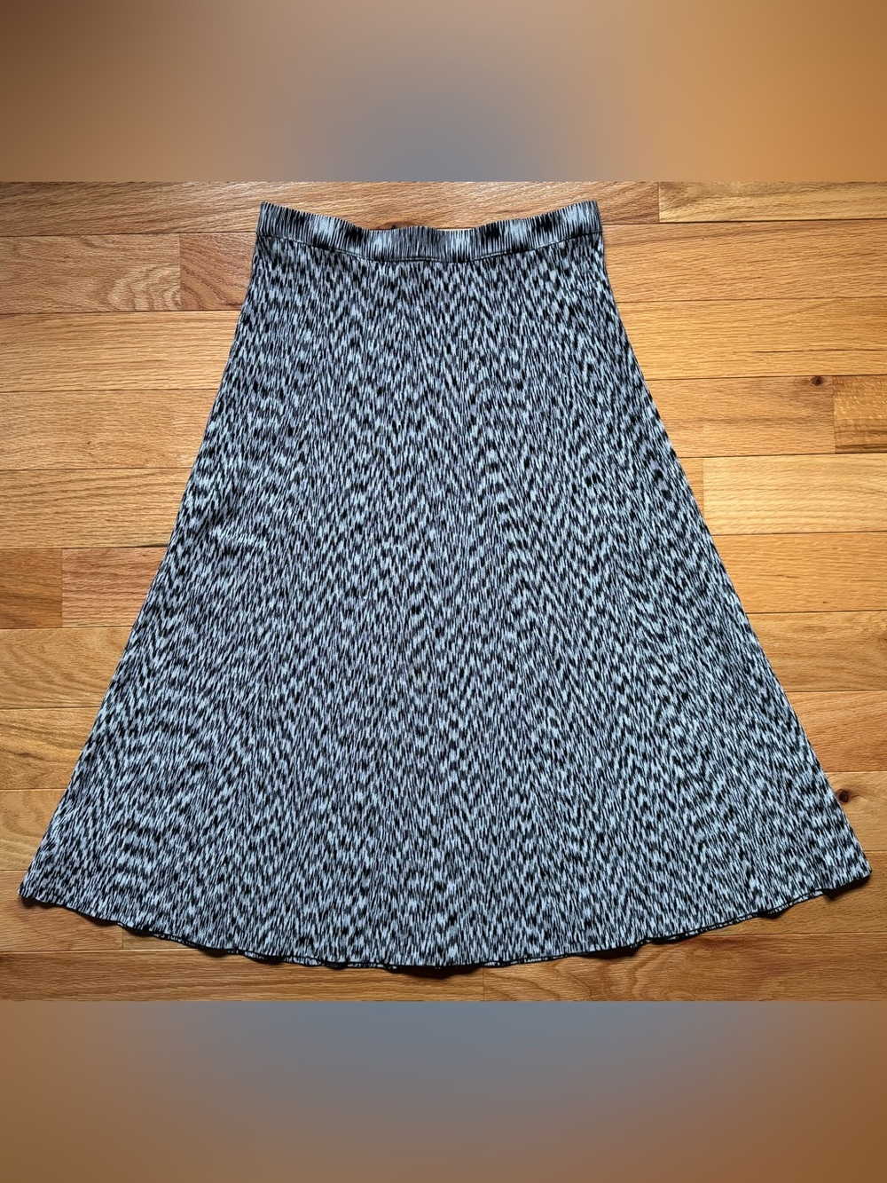 Ann Taylor Skirt, Black and White Knit, Size M